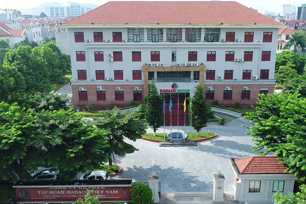 Khu chăn nuôi lợn giống & thương phẩm dabaco (Thạch Thành, Thanh Hóa)